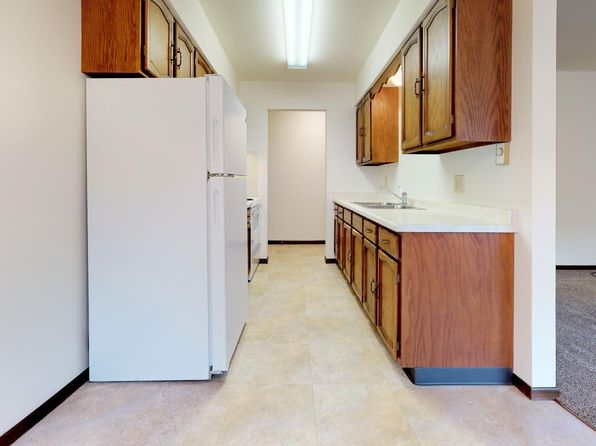 Durand Apartments, 831 E Washington St #4, Durand, WI 54736