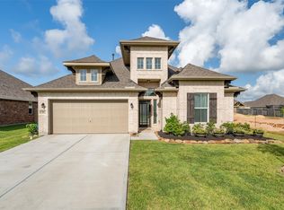 214 Brazos Dr, Baytown, TX 77523