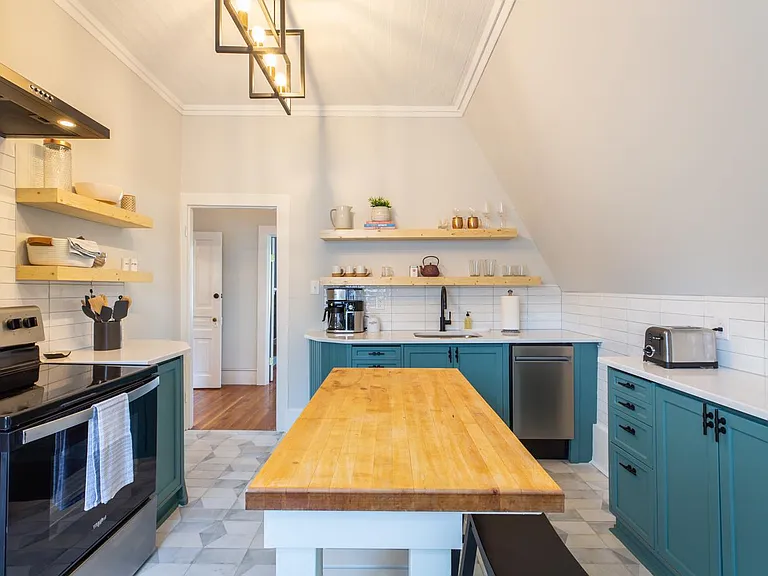 106 W Trinity Ave #B — Photo 10