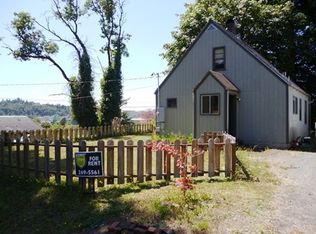 317 East St, Coos Bay, OR 97420