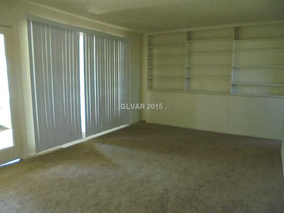3rd image of 1313 Silver Lake Dr