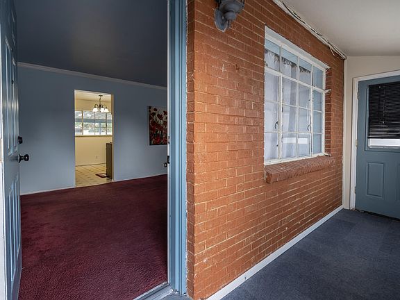 4th image of 10160 Sumatra St