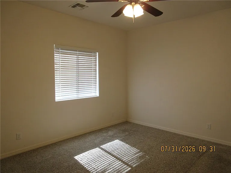 3658 N Irving St — Photo 8