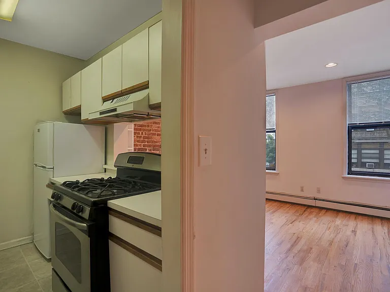 403 Bloomfield St #3 — Photo 11