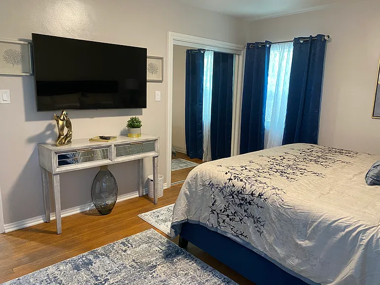 5944 Irvine Ave — Photo 17