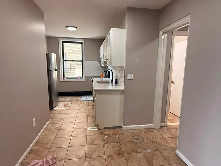151 S Harrison St #2B — Photo 9