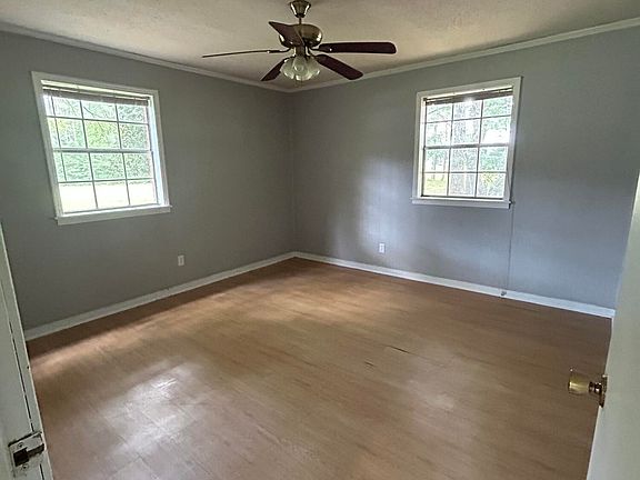 5th image of 16 Wright Rd