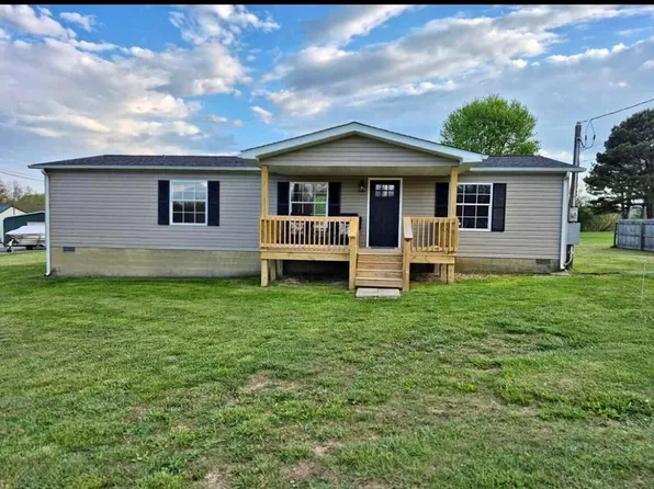 1424 Creston Rd, Crossville, TN 38571