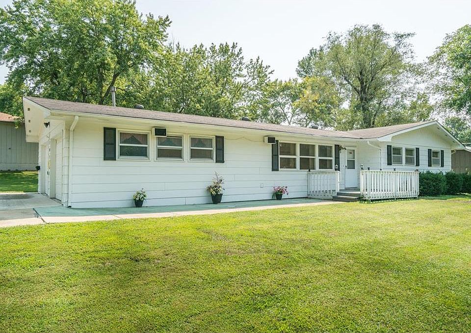 1st image of 101 Brookside Dr