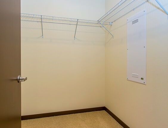 4th image of 736 8th Ave NE Unit 101