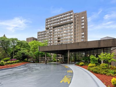 250 Hammond Pond Pkwy APT 1011S, Newton, MA, 02467