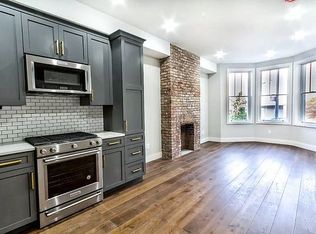 23 N Henry St, Brooklyn, NY 11222