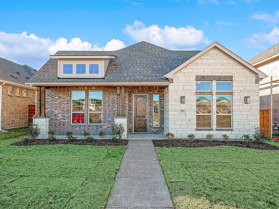 1st image of 1820 Acorn Creek Cir