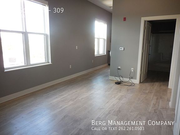 3rd image of 260 South St #309