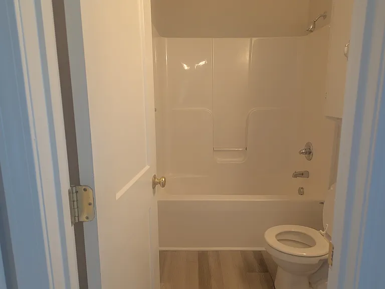 661 Crawford Rd — Photo 15