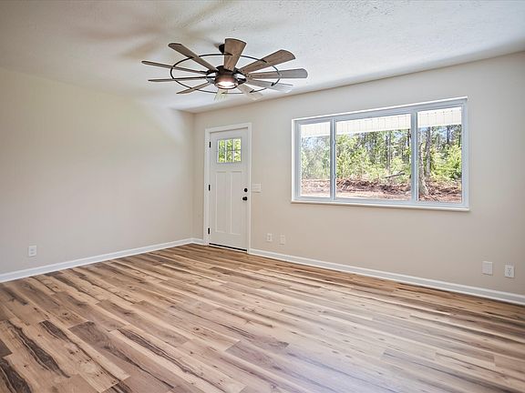 5th image of 2123 Silver Bluff Rd