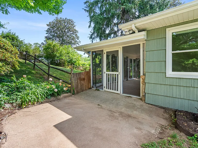128 Mount Carmel Rd #A — Photo 28
