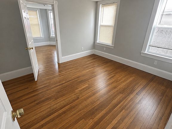 4th image of 38 Neptune St APT 1L