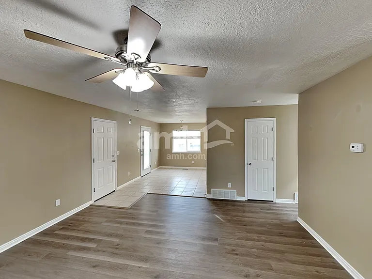 4047 E Ofallons Way — Photo 5