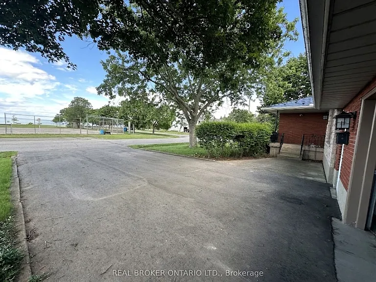 67 Lakeside Dr — Photo 14