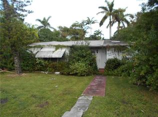 2635 NE 205th St, Miami, FL 33180