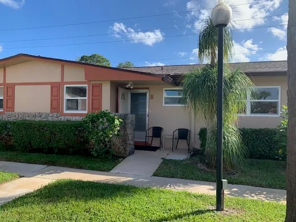 2991 Crosley Drive W #B, West Palm Beach, FL 33415