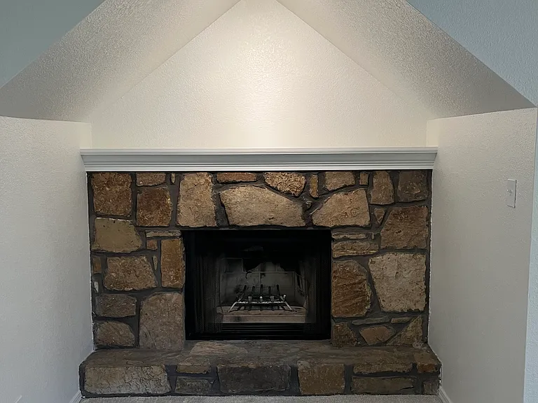 9107 S Urbana Ave #5-F — Photo 10