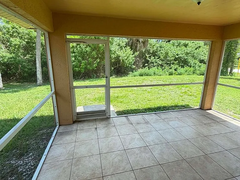 17031 Hillsborough Blvd — Photo 28