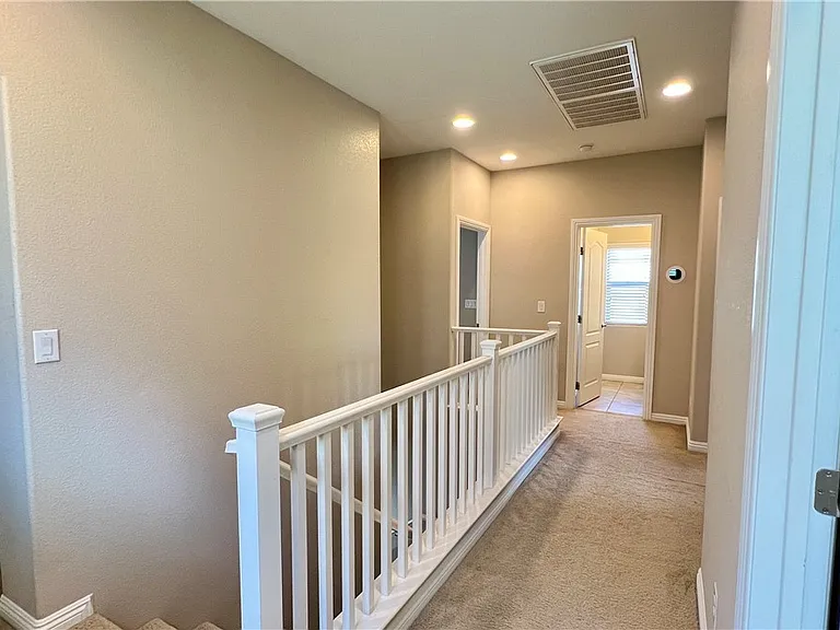 2853 Glass Vine Ct — Photo 9