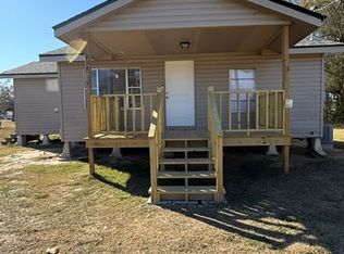 214 S Stockwell Ave, Iowa, LA 70647