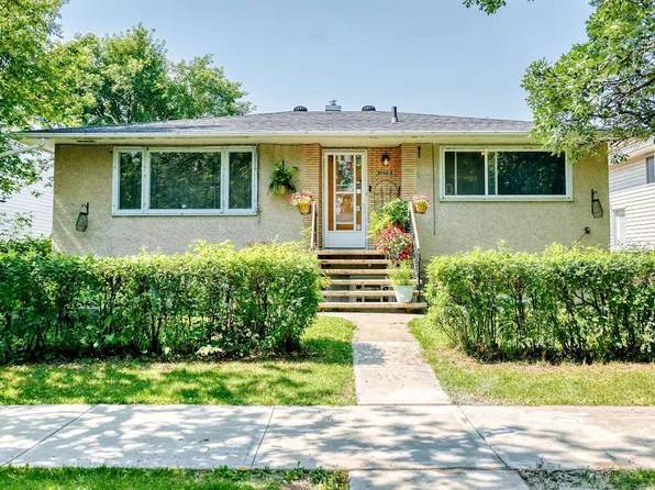 12718 126th St NW, Edmonton, AB T5L 0X8