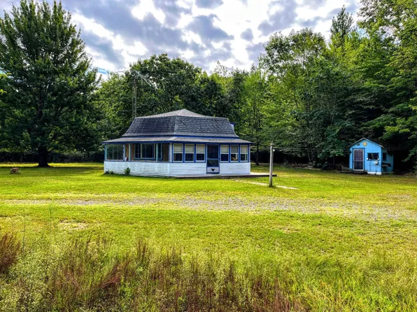 237 Barrett Rd #1, Winthrop, NY 13697