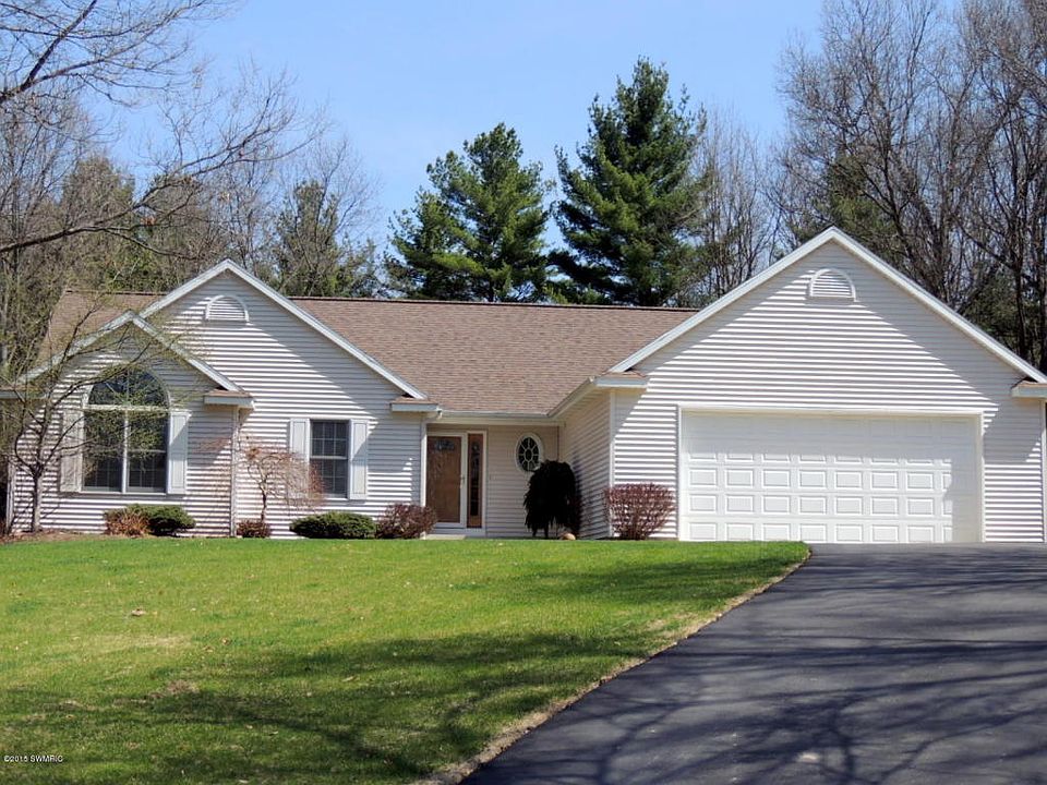 1st image of 2045 Squirewood Ct NE