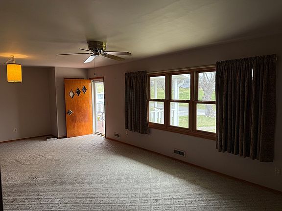 3rd image of 205 N Campbell St