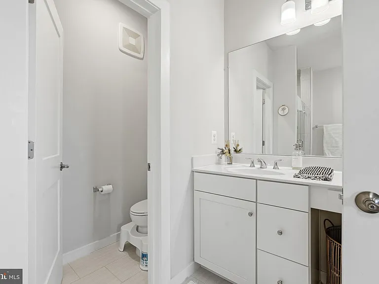 44617 Wolfhound Sq — Photo 19