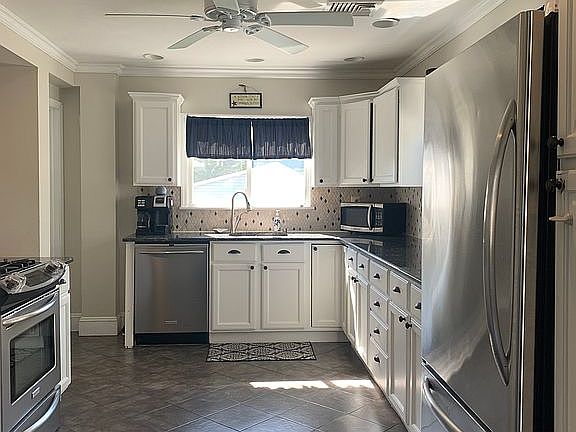 3rd image of 104 Rhame Ave
