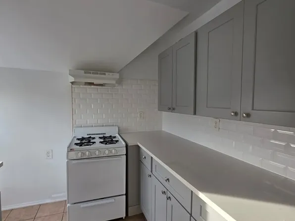 35 Altonwood Pl, Yonkers, NY