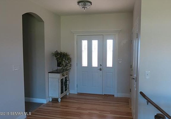 3rd image of 1850 Creek View Ln NE