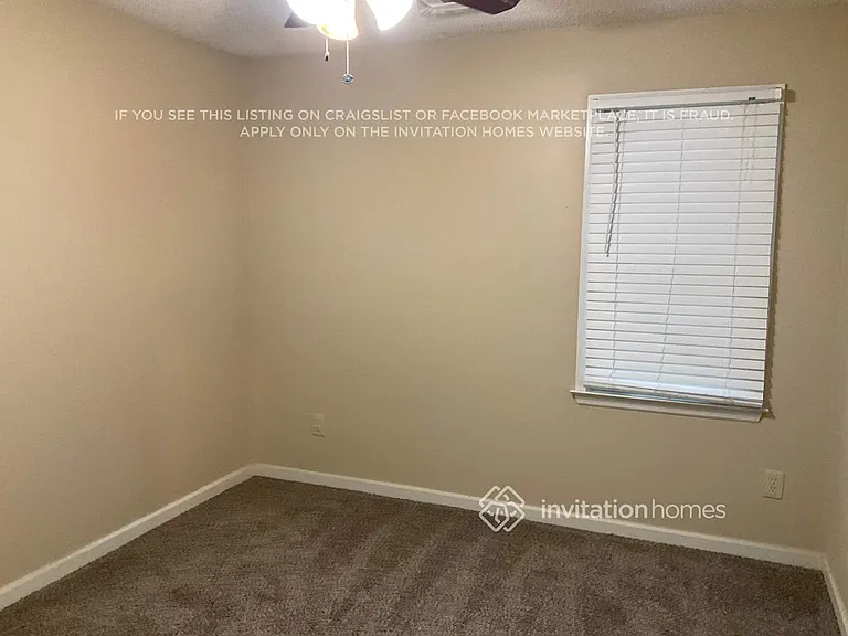 211 Whisperwood Ln NW — Photo 8