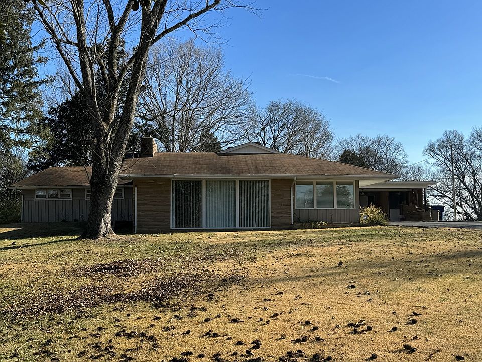 1st image of 213 Orchard Dr