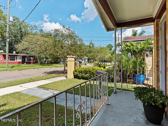 3rd image of 1830 W 23RD Street