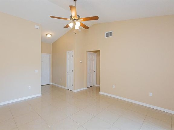 4th image of 7937 Ashley Pointe Dr