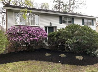 9 Rita Ct, Delmar, NY 12054