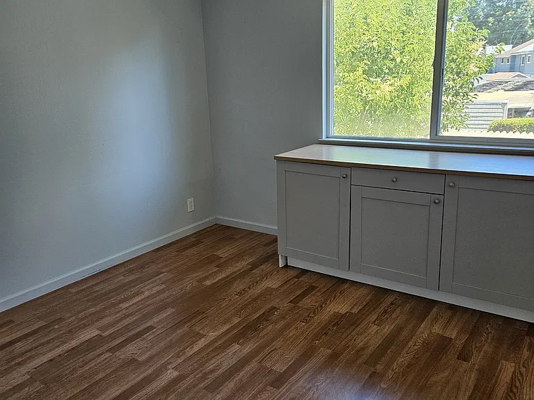 403 Fernbridge Pl — Photo 16