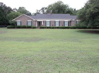 111 Solomon Rd, Headland, AL 36345