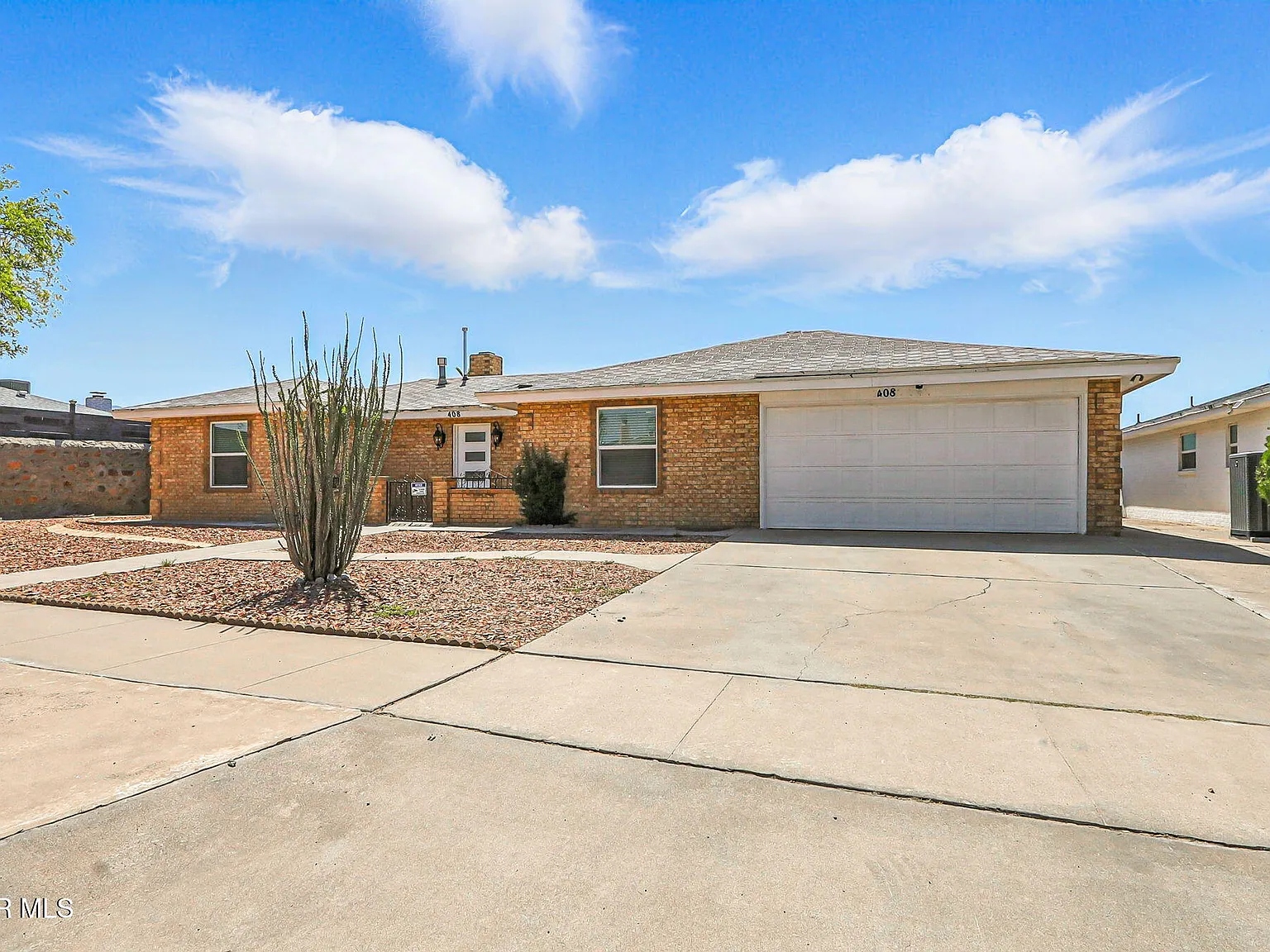 4 bed, 2.0 bath, 1995 sqft, $2,500 — Photo 3