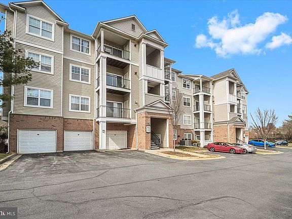 2nd image of 19621 Galway Bay Cir APT 102