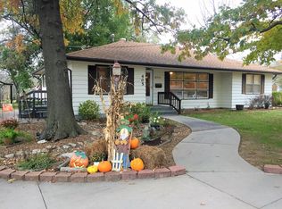 405 W Sanderson St, Yates Center, KS 66783