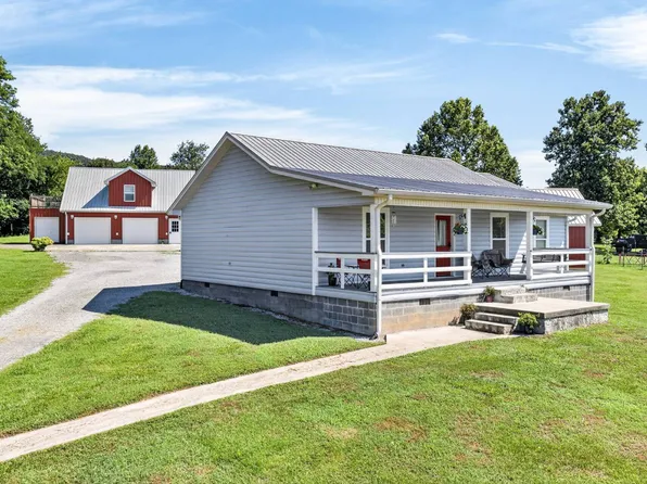 105 Foothills Rd, Pikeville, TN 37367