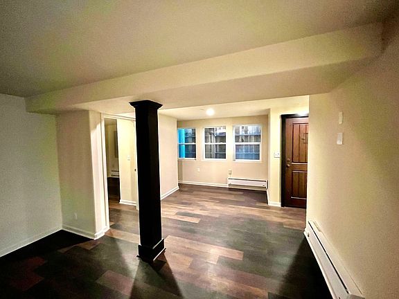 4th image of 2476 Bush St APT 6